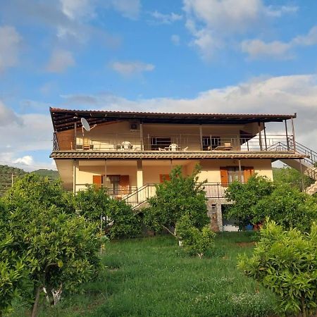 Guest House Xhaferaj بيرات المظهر الخارجي الصورة