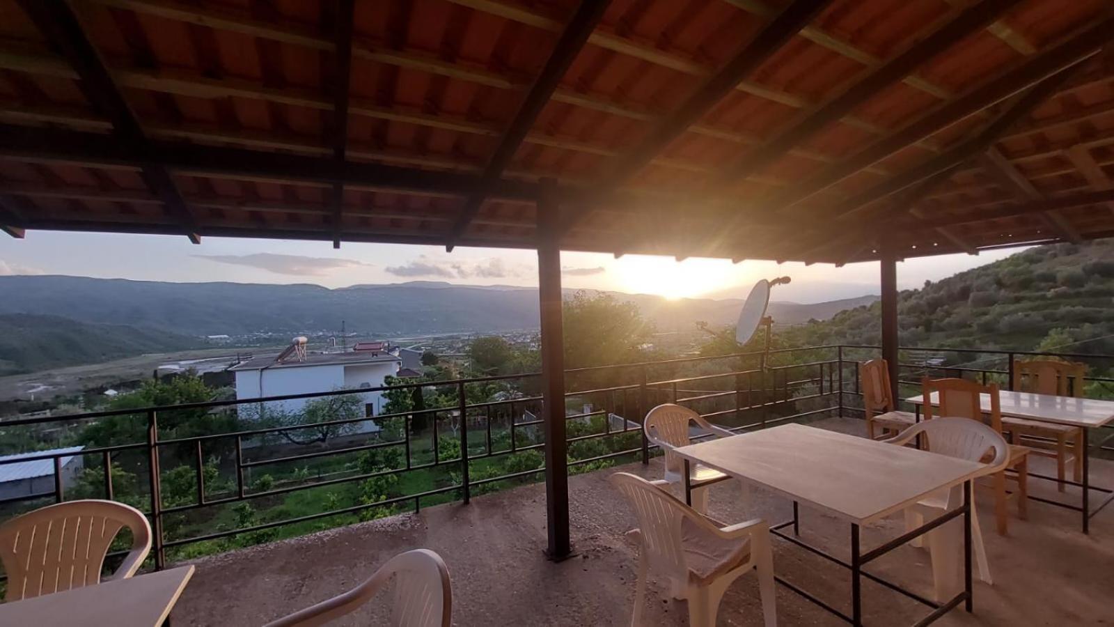 Guest House Xhaferaj بيرات المظهر الخارجي الصورة