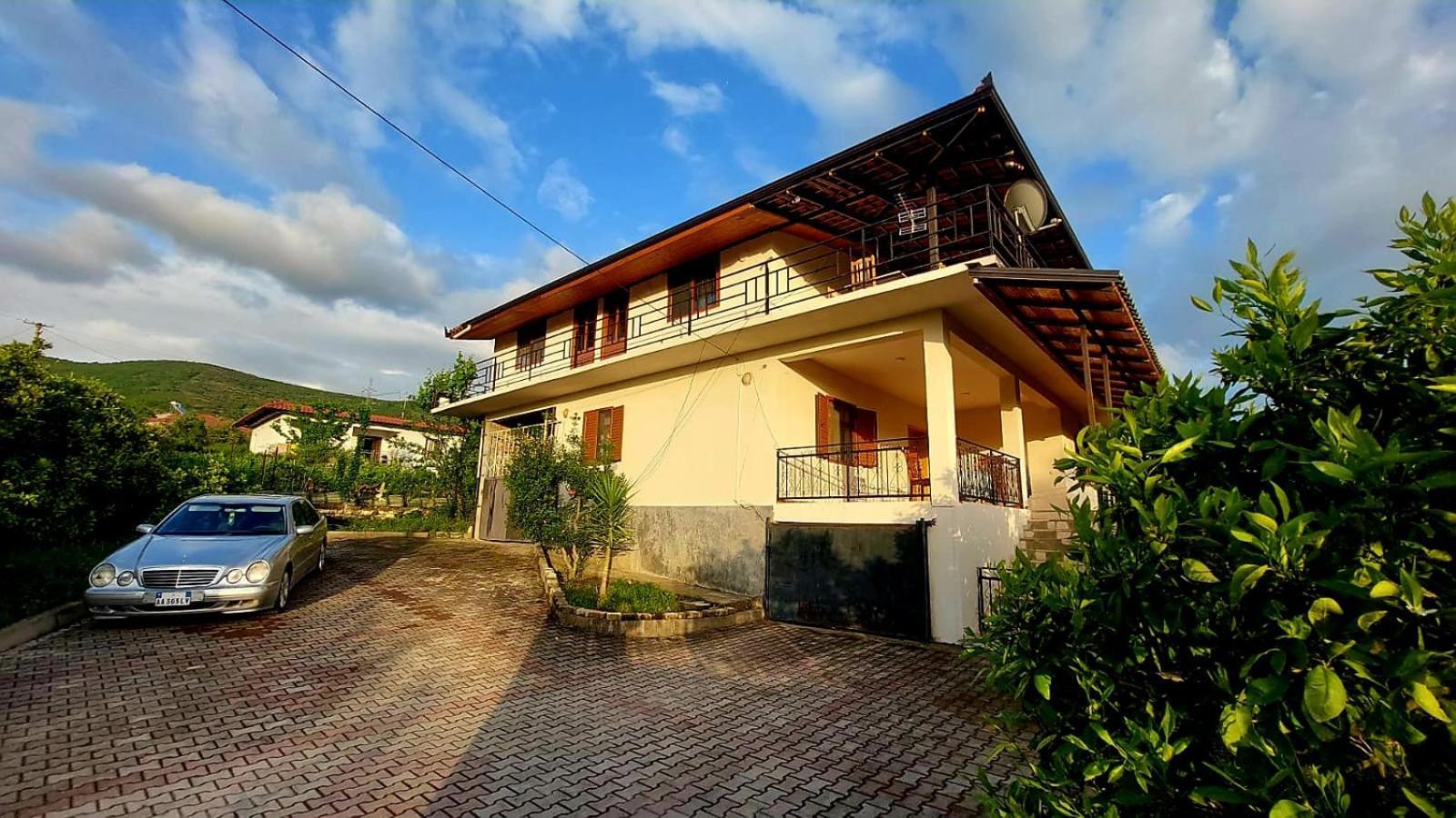 Guest House Xhaferaj بيرات المظهر الخارجي الصورة