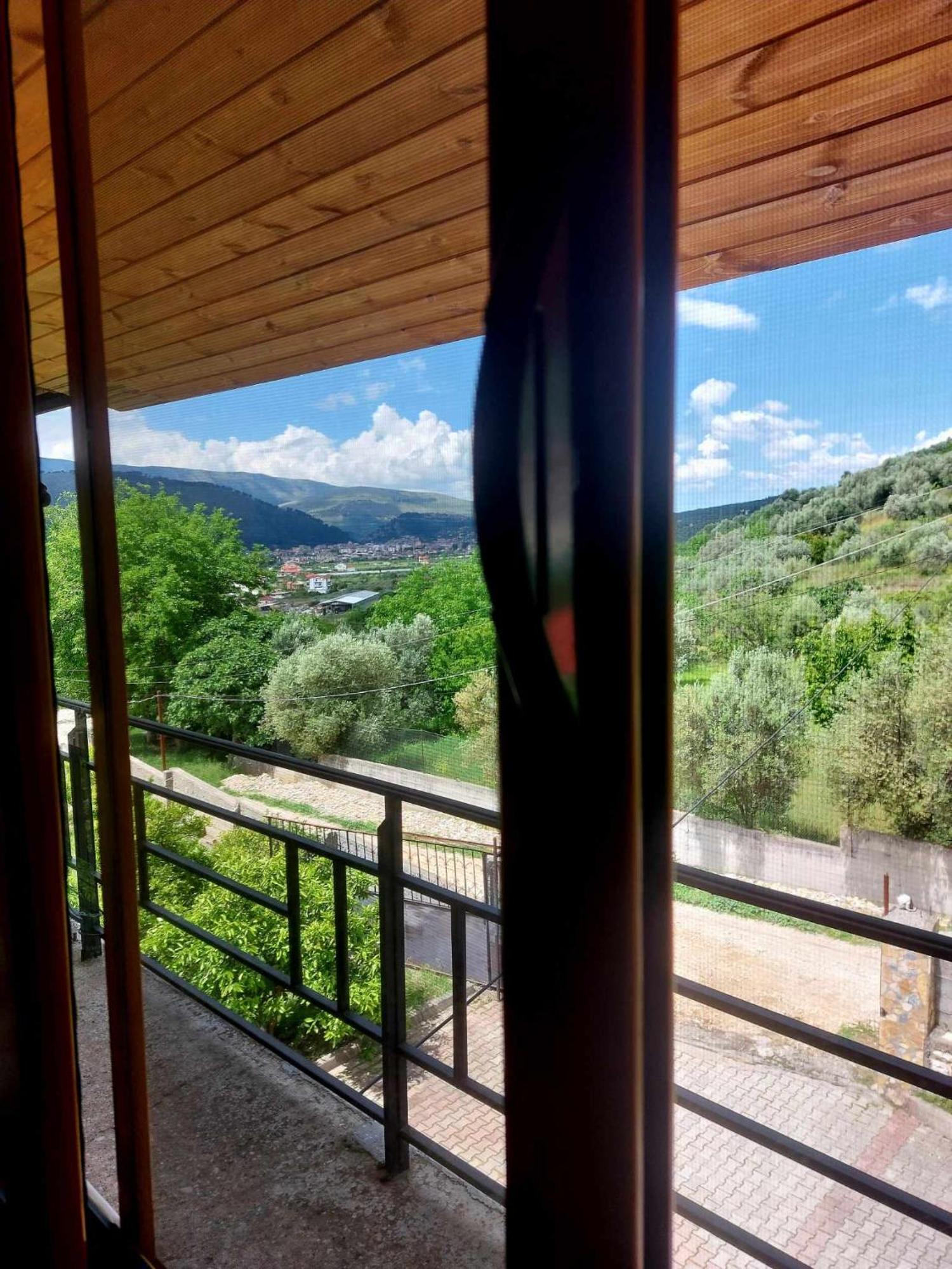 Guest House Xhaferaj بيرات المظهر الخارجي الصورة